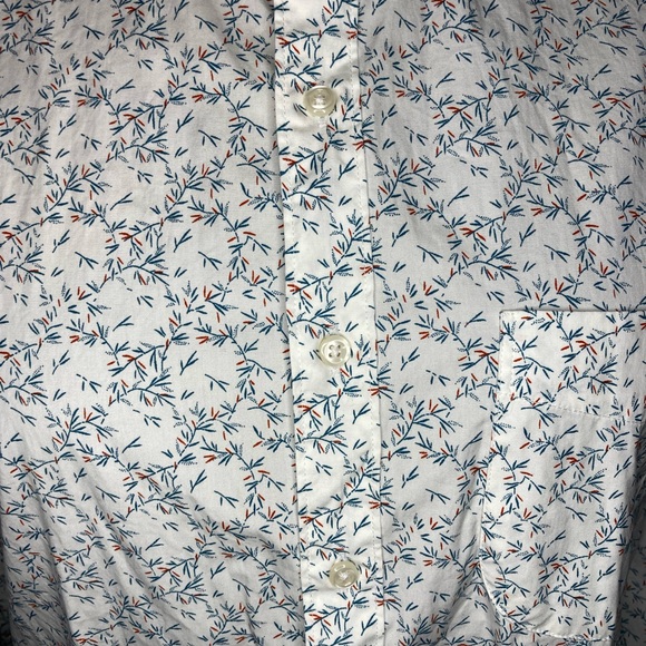 J Crew Re-imagined men’s cotton button down festive print - Picture 4 of 9